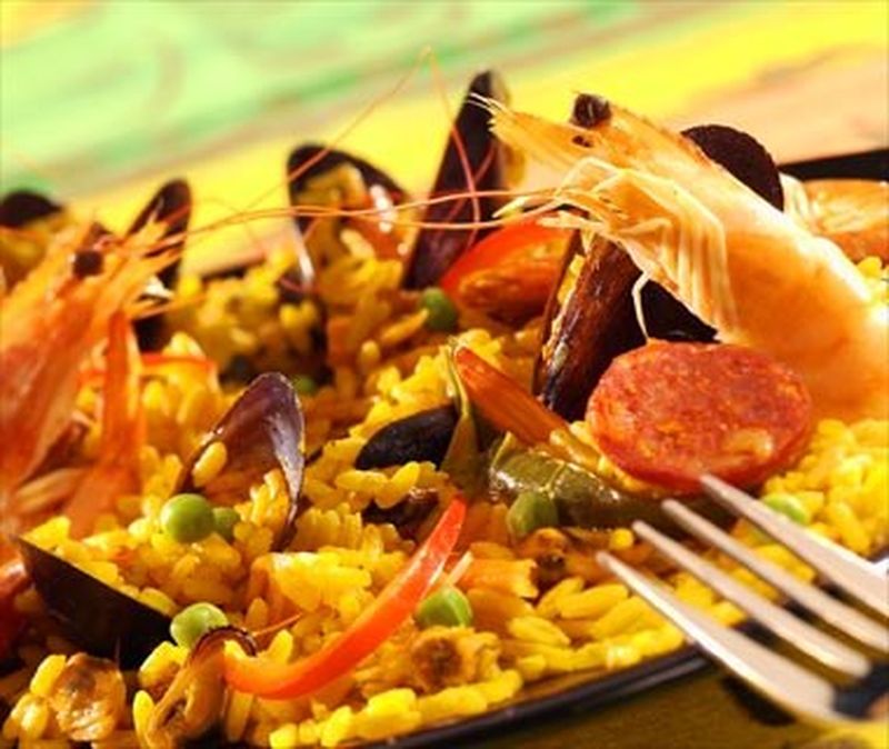 Paella Géante Traiteur Rouen et toute la France.