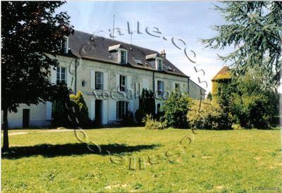 La Fiesta Paëlla Traiteur vous présente ce château dans le LOIRET 45